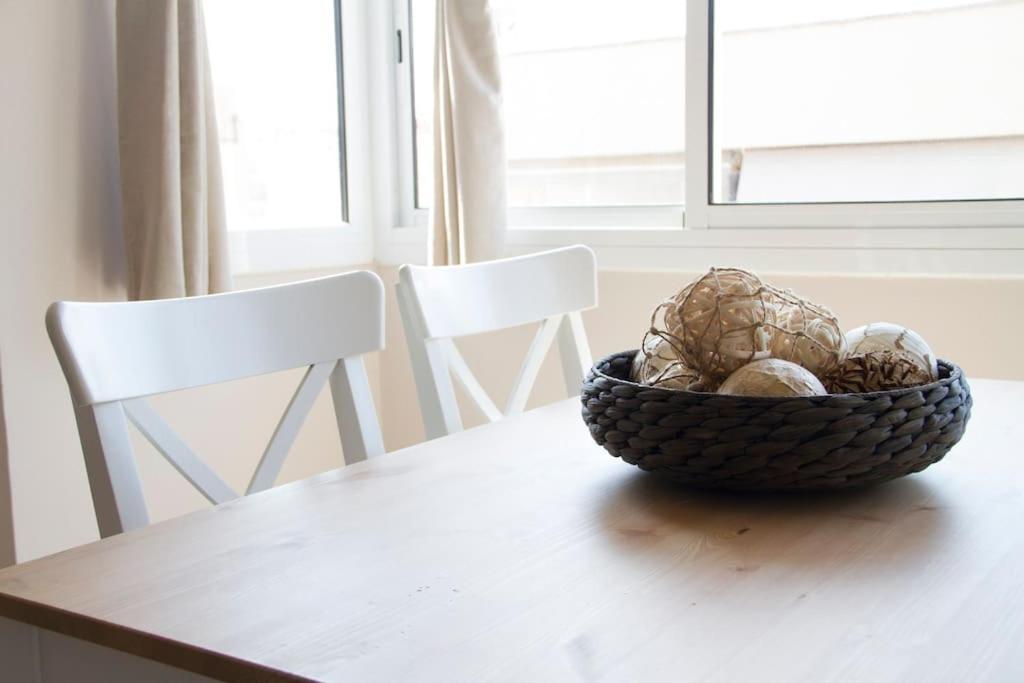 Lloret De Mar - Beachside Apartment - Free Parking - Limited Size Car Екстер'єр фото